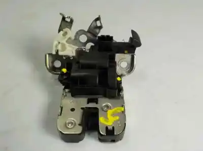 Автозапчасти б/у замок багажника/ворот за audi a1 (8x1, 8xk) 1.6 tdi ссылки oem iam 8r0827505