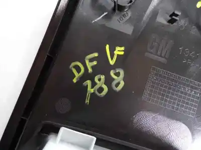 Автозапчастина б/у внутрішній лампа для opel astra k (b16) 1.4 turbo (68) посилання на oem iam 13491512  