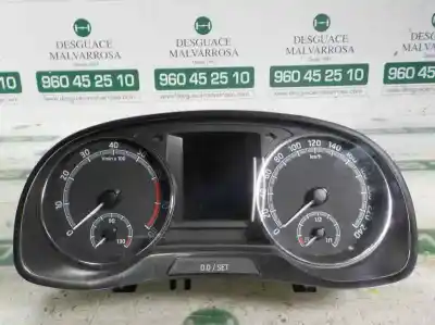 Second-hand car spare part dashboard for skoda fabia 1.0 mpi oem iam references 6v0920740d