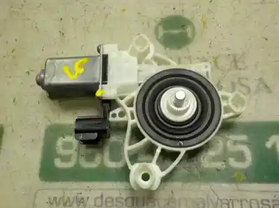 Автозапчастина б/у двиг скла задне ліво для ford focus turnier 1.0 ecoboost посилання на oem iam 2294572 a76385112 jx7b14553bb