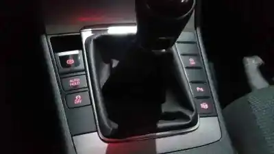 Автозапчастина б/у передач для volkswagen passat alltrack b7 (365) 2.0 tdi посилання на oem iam 1k0711050a  1k0711061b