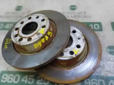 Peça sobressalente para automóvel em segunda mão disco de travão traseiro por volkswagen passat alltrack b7 (365) 2.0 tdi referências oem iam 5q0615601g