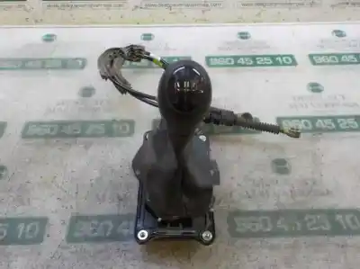 Second-hand car spare part gear lever for dacia dokker monospace (ke_) 1.5 dci / blue dci 75 (keaj keah kejw) oem iam references 349011400r  349011400r