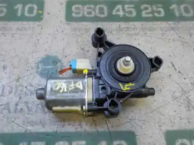 Recambio de automóvil de segunda mano de motor elevalunas delantero izquierdo para volkswagen golf vii lim. (5g1) 2.0 tdi referencias oem iam 8w0959801  5q0959801b