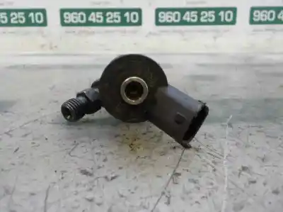 Peça sobressalente para automóvel em segunda mão injetor por kia pro_cee´d 2.0 crdi referências oem iam 3380027400  3380027400