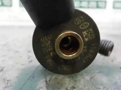 Peça sobressalente para automóvel em segunda mão injetor por kia pro_cee´d 2.0 crdi referências oem iam 3380027400  3380027400