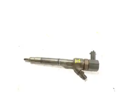 Second-hand car spare part injector for hyundai i30 (fd) 1.6 crdi oem iam references 338002a400 8wah35a 8wah35a