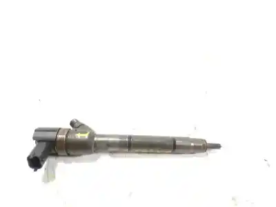 Second-hand car spare part injector for hyundai i30 (fd) 1.6 crdi oem iam references 338002a400 8wah35a 8wah35a