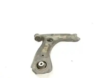 Автозапчастина б/у ПЕРЕДНІЙ ПРАВИЙ НИЖНИЙ РЫЧАГ ПІДВІСКИ для VOLKSWAGEN POLO V (6R1, 6C1)  Посилання на OEM IAM 6R0407152F  