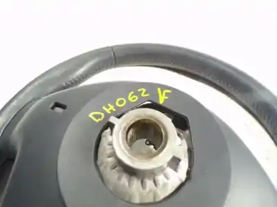 Second-hand car spare part steering wheel for renault captur life oem iam references 484001738r  