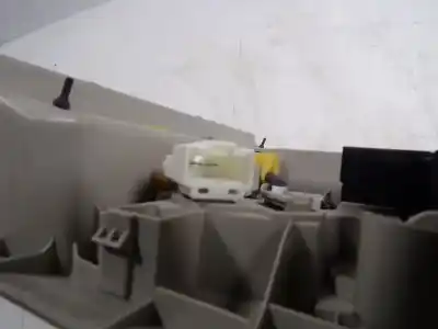 Автозапчастина б/у внутрішній лампа для nissan x-trail (t32) acenta 4x4 посилання на oem iam 264304ce1a  264304ce1a