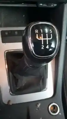 Автозапчасти б/у рычаг переключения передач за skoda octavia iii combi (5e5, 5e6) 1.6 tdi ссылки oem iam 5q0711049ap  5q0711049ap