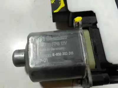 Recambio de automóvil de segunda mano de motor elevalunas trasero izquierdo para skoda octavia combi (5e5) 1.6 tdi dpf referencias oem iam 5q0959811a 0130822725 5q0959811a