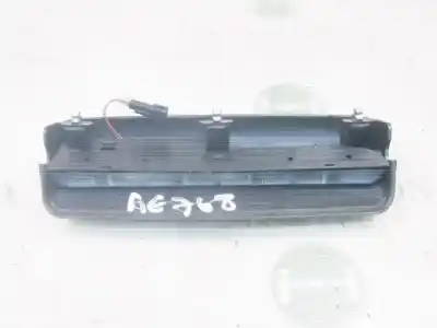 Peça sobressalente para automóvel em segunda mão farolim traseiro central por opel corsa c cosmo referências oem iam   