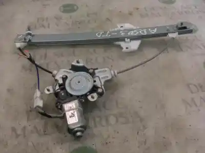Peça sobressalente para automóvel em segunda mão elevador de vidros traseiro direito por hyundai matrix (fc) 1.6 gls referências oem iam 8340417010