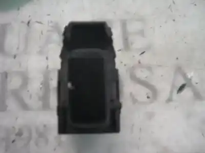 Pezzo di ricambio per auto di seconda mano interruttore alzacristalli anteriore destro per kia joice ls riferimenti oem iam 93590m3000