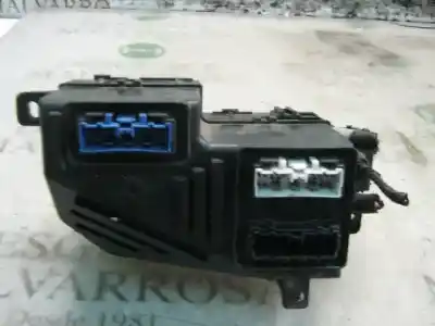 Second-hand car spare part fuse box unit for kia rio ls berlina oem iam references   