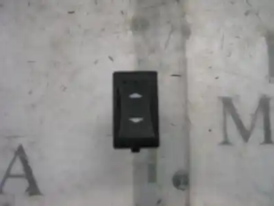Peça sobressalente para automóvel em segunda mão botão / interruptor elevador vidro dianteiro direito por ford mondeo berlina (ge) ambiente (06.2003->) (d) referências oem iam 