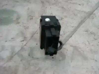 Second-hand car spare part right front power window switch for citroen c3 1.1 collection oem iam references   