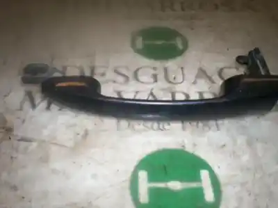Pezzo di ricambio per auto di seconda mano maniglia esterna anteriore sinistra per fiat stilo (192) 1.9 jtd cat riferimenti oem iam 