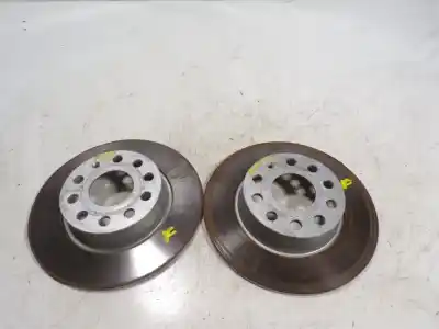 Second-hand car spare part rear disc brake for volkswagen touran (5t1) advance bmt oem iam references 5q0615601d