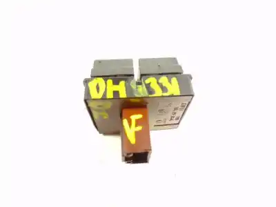 Pièce détachée automobile d'occasion commande de lève vitre avant gauche pour seat ibiza (6j5) 1.6 tdi 105 cv / 77 kw références oem iam 1k3959857creh  1k3959857a