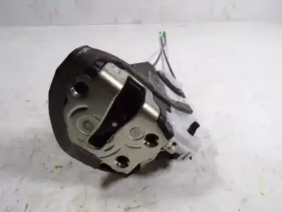 Peça sobressalente para automóvel em segunda mão fechadura da porta traseira esquerda por toyota yaris (_p13_) 1.3 (nsp130_) referências oem iam 690600d310