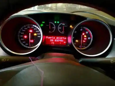 İkinci el araba yedek parçası enstrüman paneli için alfa romeo giulietta (191) 1.6 jtdm cat oem iam referansları 50527452 a2c83853500 50527452