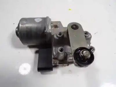 Second-hand car spare part FRONT WINDSHIELD WIPER MOTOR for FORD FOCUS TURN.  OEM IAM references 2479685  JX7B17504AB
