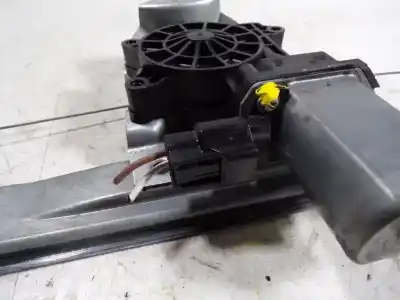 Автозапчастина б/у регулятор переднього правого скла для dacia dokker 1.6 cat (bivalent. gasolina / gpl) посилання на oem iam 807209071r 128001471b 128001471b