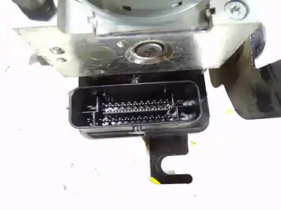 Автозапчастина б/у абс для dacia dokker 1.6 cat (bivalent. gasolina / gpl) посилання на oem iam 476608628r 10022006554 476600078r