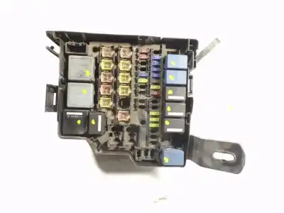 Recambio de automóvil de segunda mano de caja reles / fusibles para ford transit courier 1.5 tdci cat referencias oem iam 2339860