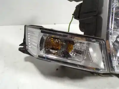 Recambio de automóvil de segunda mano de faro derecho para jeep commander 3.0 crd cat referencias oem iam 55157204ag  