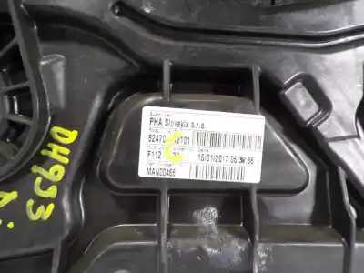 Second-hand car spare part driver left window regulator for kia cee´´d 1.4 crdi cat oem iam references 82471a2000  82470a2101