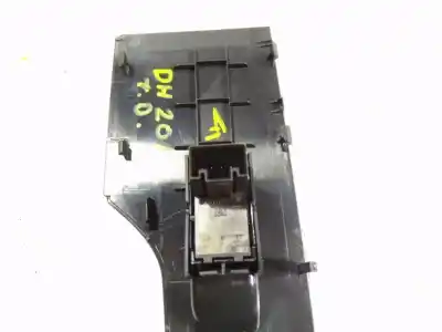 Автозапчасти б/у управление задними правыми стеклами за seat arona (kj7, kjp) 1.0 tgi ссылки oem iam 5g0959855pwhs  5g0959855p