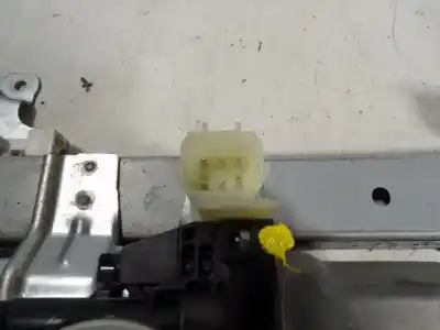 Автозапчастина б/у регулятор вікна передній лівий для nissan x-trail (t32) acenta 4x4 посилання на oem iam 807214ca0a  807304ca1a