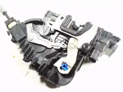 Second-hand car spare part left front door lock for mercedes-benz clase e coupe (bm 238) 2.0 cdi cat oem iam references a0997208101  a2220063999