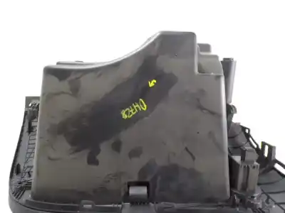 Peça sobressalente para automóvel em segunda mão porta luvas por opel corsa e van 1.3 cdti referências oem iam 39014003  