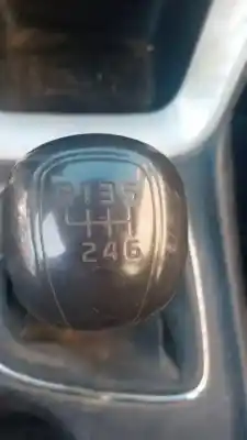 Pezzo di ricambio per auto di seconda mano leva del cambio per kia cee´´d 1.4 cat riferimenti oem iam 43700a2100wk  43700a2100wk