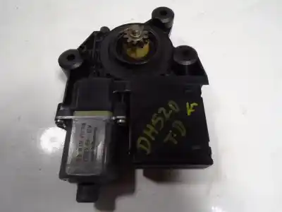 Peça sobressalente para automóvel em segunda mão motor elevador vidro traseiro direito por renault scenic iii 1.5 dci diesel fap referências oem iam 827303178r
