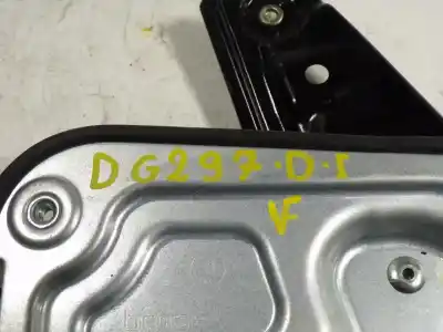 Recambio de automóvil de segunda mano de elevalunas delantero izquierdo para skoda yeti 1.2 tsi referencias oem iam 5l0837461 1021912558107 5l0837401a