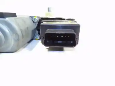 Second-hand car spare part left front window motor for kia cee´´d 1.4 cat oem iam references 82450a2010 001100264465 82450a2010