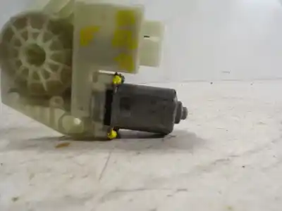 Pezzo di ricambio per auto di seconda mano motore alzacristalli anteriore destro per skoda rapid (nh3, nk3, nk6) 1.6 tdi riferimenti oem iam 5ja959812k  5ja959812k