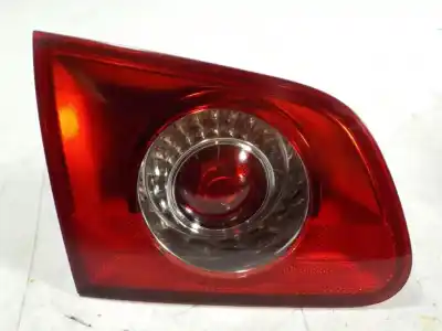 Second-hand car spare part interior left tailgate light for volkswagen passat variant (3c5) 1.9 tdi oem iam references 3c9945093 Second-hand car spare part interior left tailgate light for volkswagen passat variant (3c5) 1.9 tdi oem iam references 3c9945093