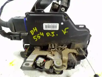 Second-hand car spare part left front door lock for volkswagen touareg (7la, 7l6, 7l7) 3.0 v6 tdi oem iam references 3d1837015aq 991624101 3d1837015a