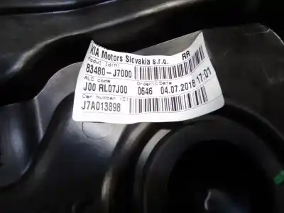 Recambio de automóvil de segunda mano de elevalunas trasero derecho para kia ceed 1.6 crdi cat referencias oem iam 83481j7000  83480j7000