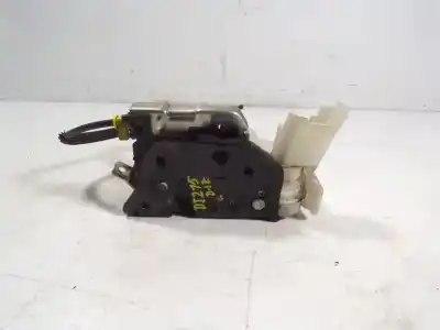 Second-hand car spare part left front door lock for audi a1 (8x) 1.6 tdi oem iam references 8j1837015c