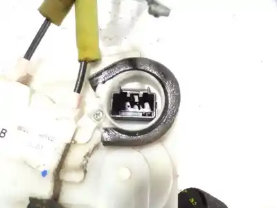 Автозапчастина б/у замок передній праві двері для mazda 2 lim. (de) 1.4 diesel cat посилання на oem iam dj0158310a  8d22a0162