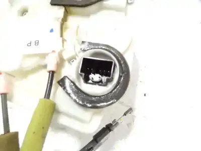 Автозапчастина б/у замок передніх дверей лівий для mazda 2 lim. (de) 1.4 diesel cat посилання на oem iam dj0159310a  8d22a0392