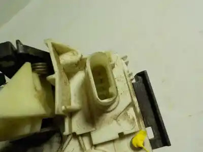 Second-hand car spare part left front door lock for dodge caliber 2.0 crd oem iam references 4589409aa  p04589409ae